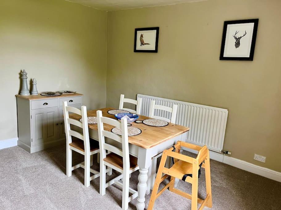 Holme Lodge Cottage Тирск Экстерьер фото