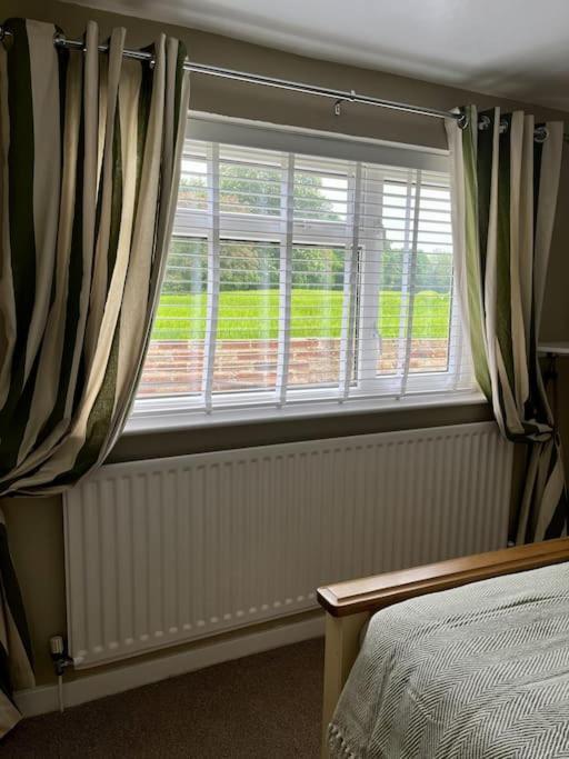 Holme Lodge Cottage Тирск Экстерьер фото